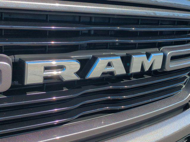 2019 Ram 1500 Big Horn/Lone Star Crew Cab 4x2 57 Box