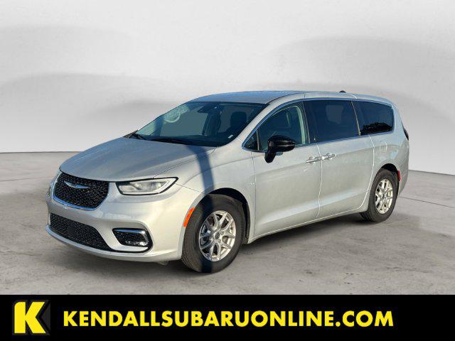 2024 Chrysler Pacifica Touring L for sale in Eugene, OR