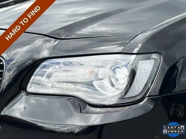 2022 Chrysler 300 S