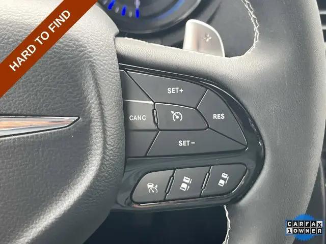 2022 Chrysler 300 S