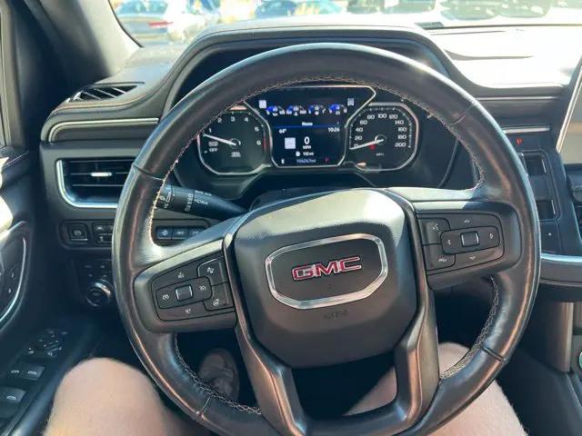 2021 GMC Yukon XL AT4