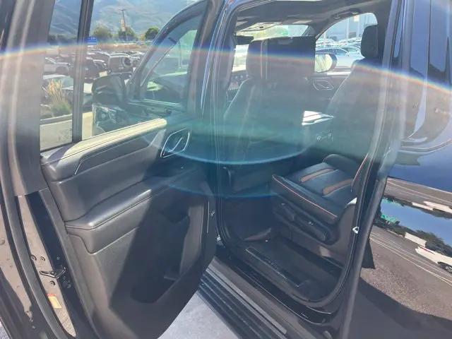 2021 GMC Yukon XL AT4