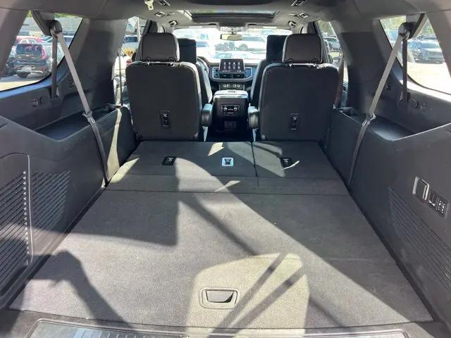2021 GMC Yukon XL AT4