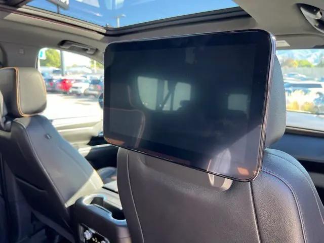 2021 GMC Yukon XL AT4