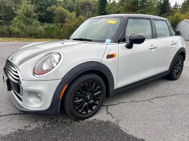 2015 MINI Hardtop Cooper