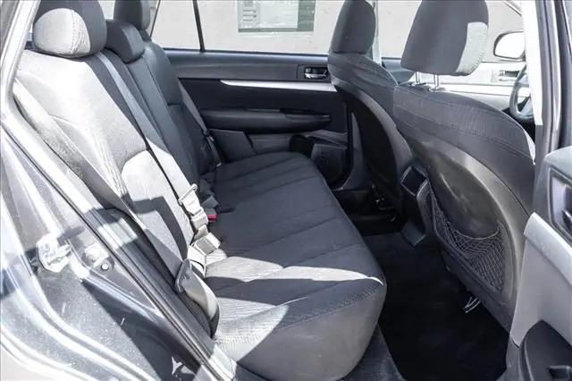 2010 Subaru Outback 2.5i