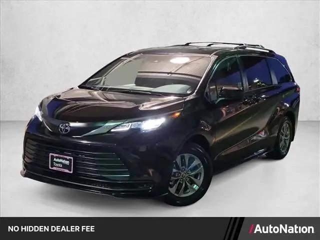 2026 Toyota Sienna LE for sale in Hayward, CA