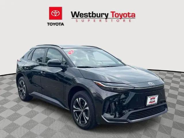2024 Toyota bZ4X XLE for sale in Westbury, NY