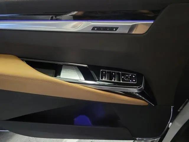 2025 Cadillac Escalade Premium Luxury