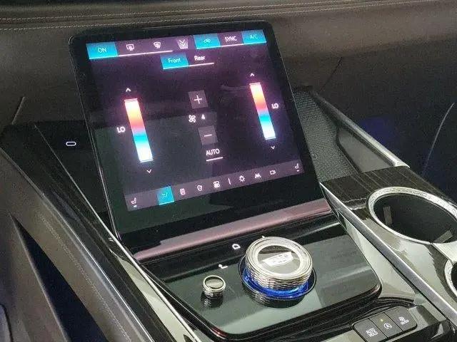 2025 Cadillac Escalade Premium Luxury