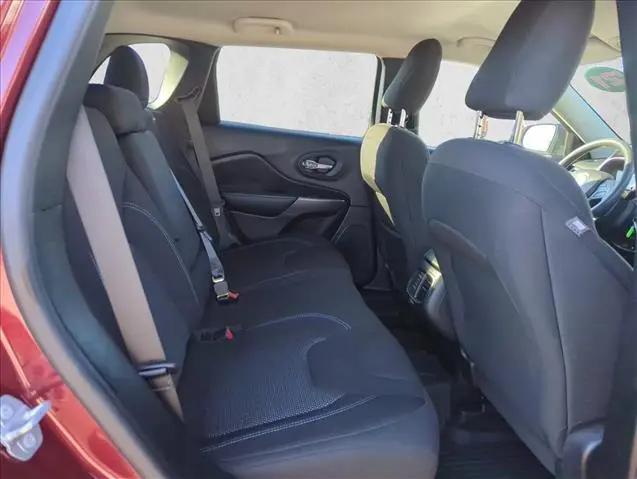 2021 Jeep Cherokee Latitude FWD