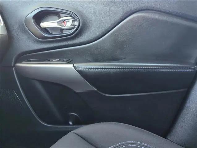 2021 Jeep Cherokee Latitude FWD