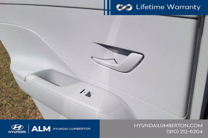 New 2027 Ecotronic Gray Pearl HYUNDAI SE FWD image 21