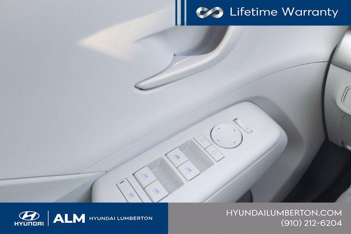 New 2027 Ecotronic Gray Pearl HYUNDAI SE FWD image 30