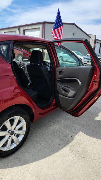 2013 Ford Fiesta SE
