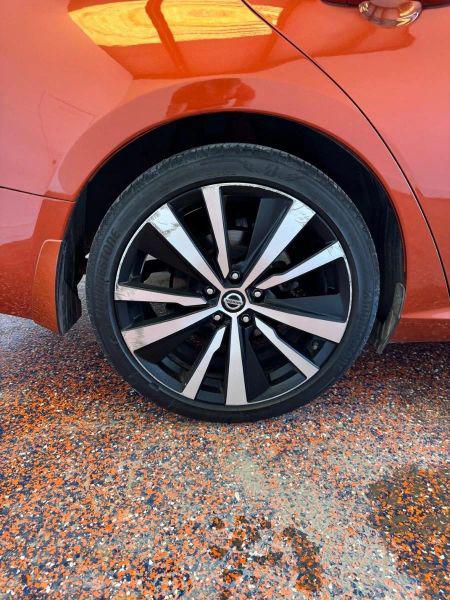 2021 Nissan Altima SR FWD