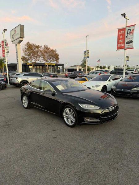 2013 Tesla Model S Performance