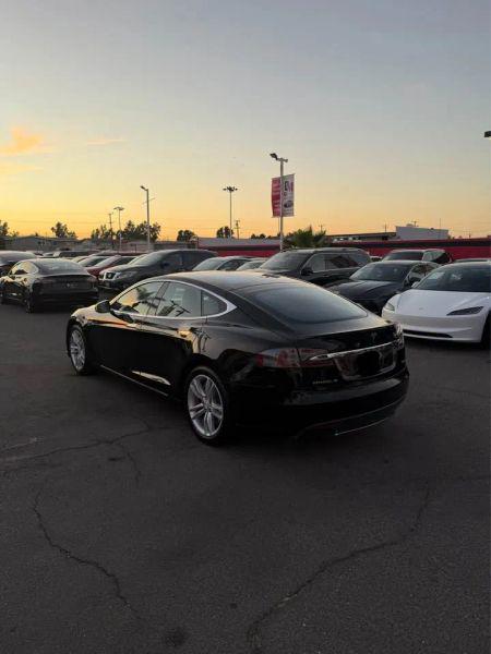 2013 Tesla Model S Performance