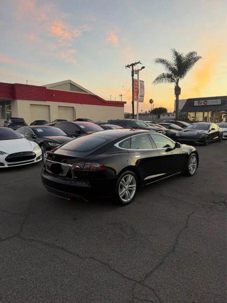 2013 Tesla Model S Performance