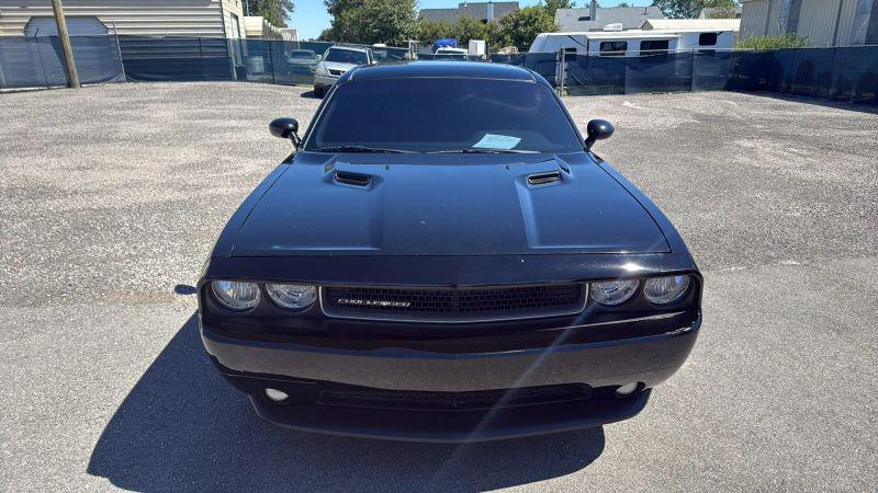 2014 Dodge Challenger SXT Plus