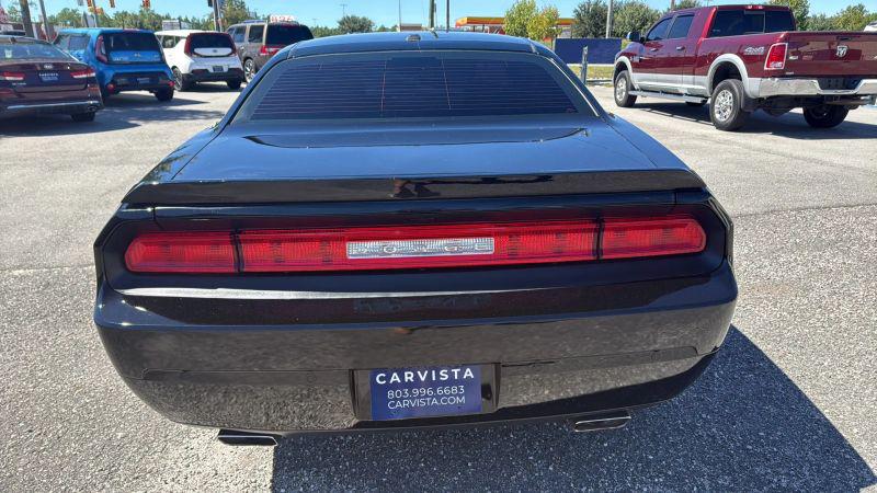2014 Dodge Challenger SXT Plus