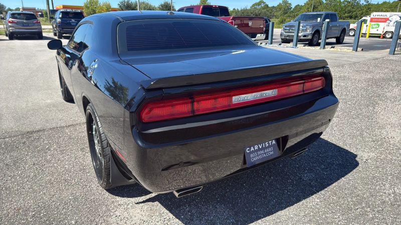 2014 Dodge Challenger SXT Plus