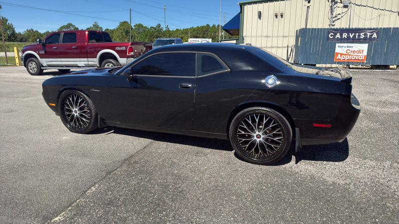 2014 Dodge Challenger SXT Plus