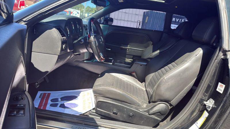 2014 Dodge Challenger SXT Plus