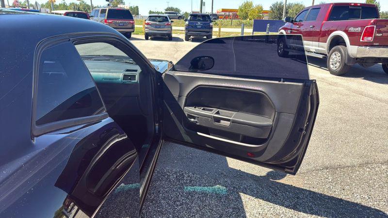 2014 Dodge Challenger SXT Plus