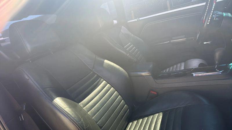 2014 Dodge Challenger SXT Plus
