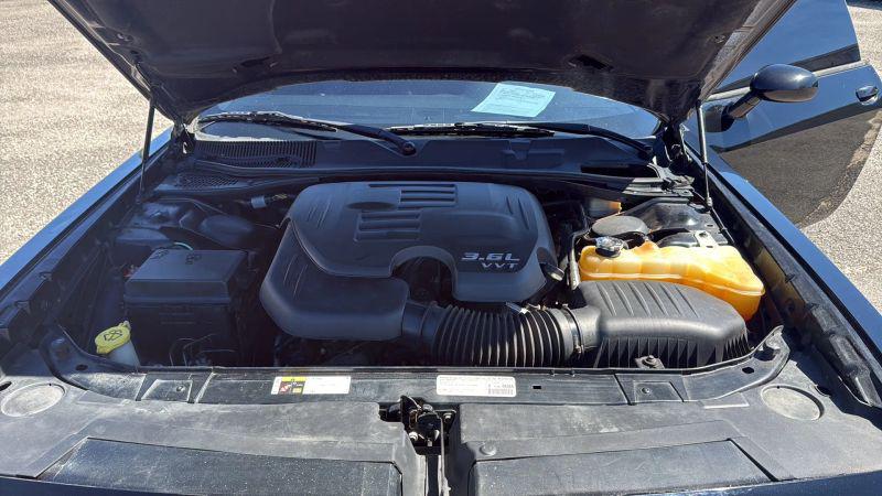 2014 Dodge Challenger SXT Plus