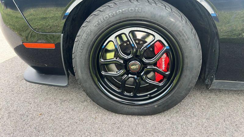 2016 Dodge Challenger SRT 392