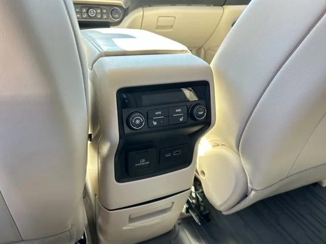 2021 GMC Acadia AWD Denali