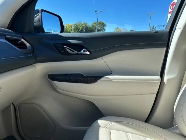 2021 GMC Acadia AWD Denali