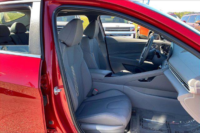 Used 2024 Hyundai Elantra SEL For Sale in Millington, TN