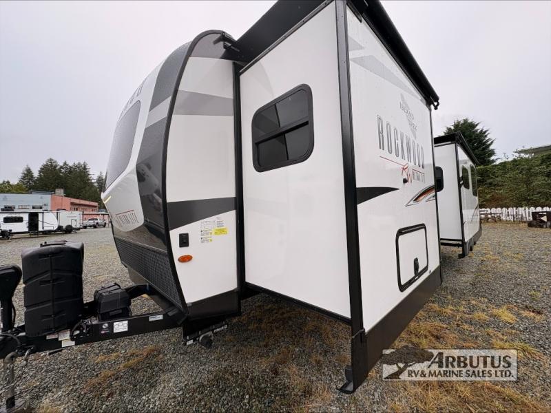 2021 Forest River Rockwood Ultra Lite 2720IK TRAVEL TRAILER