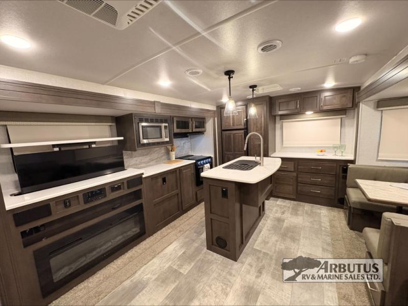 2021 Forest River Rockwood Ultra Lite 2720IK TRAVEL TRAILER