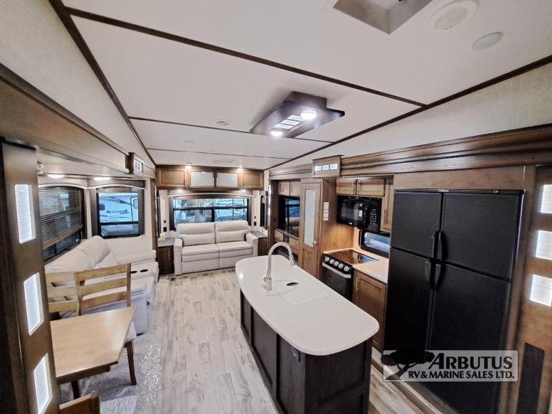2019 Keystone RV Cougar 315RLS FIFTH WHEEL