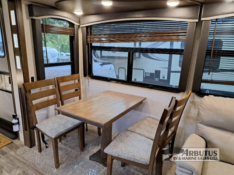 2019 Keystone RV Cougar 315RLS FIFTH WHEEL