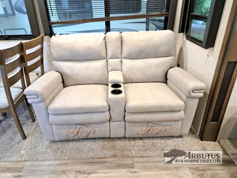 2019 Keystone RV Cougar 315RLS FIFTH WHEEL