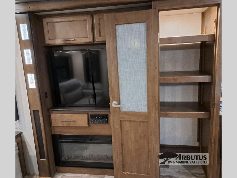 2019 Keystone RV Cougar 315RLS FIFTH WHEEL