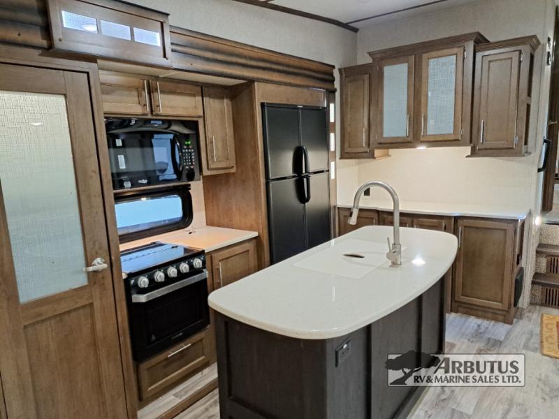 2019 Keystone RV Cougar 315RLS FIFTH WHEEL