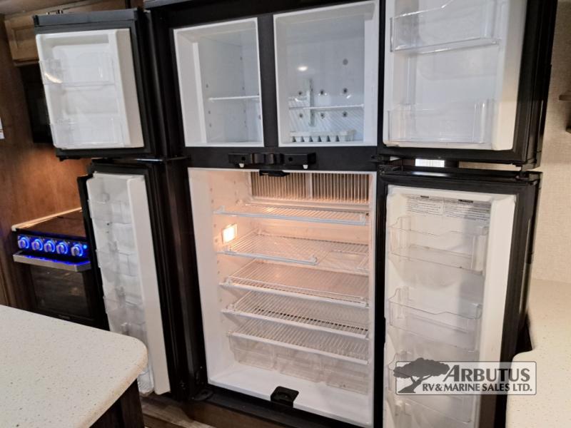 2019 Keystone RV Cougar 315RLS FIFTH WHEEL