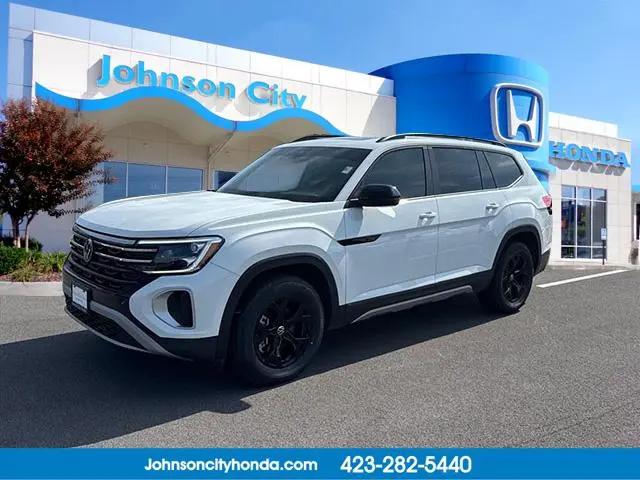 2024 Volkswagen Atlas 2.0T Peak Edition SE w/Technology for sale in Johnson City, TN