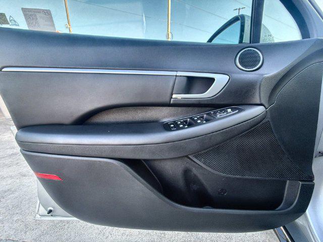 2025 Hyundai Sonata SEL - Photo 20