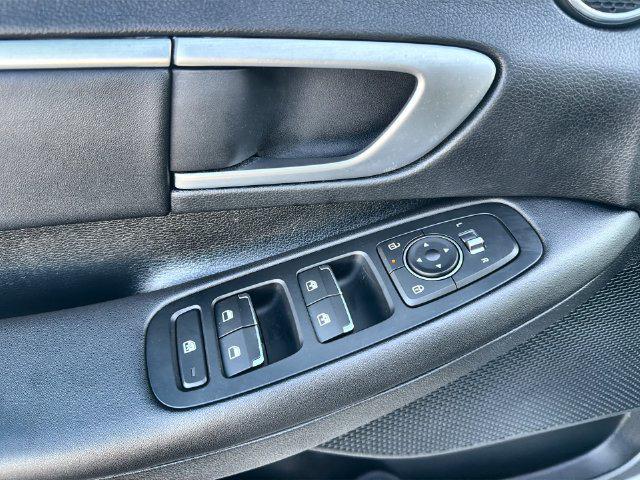 2025 Hyundai Sonata SEL - Photo 21