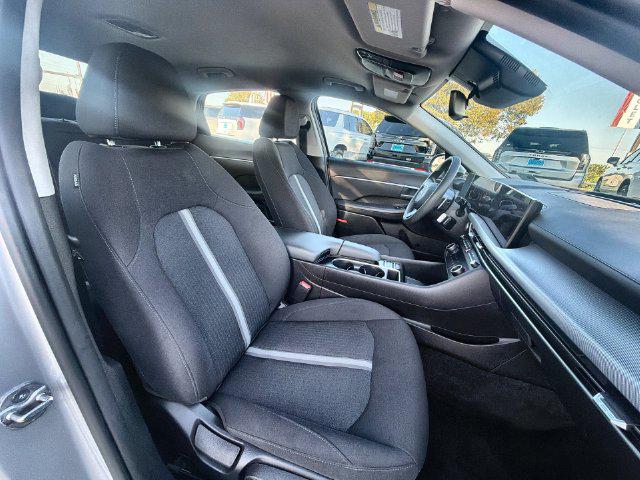 2025 Hyundai Sonata SEL - Photo 26