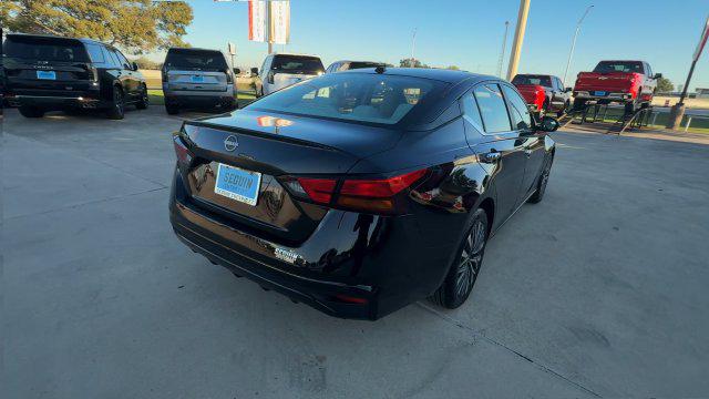 2025 Nissan Altima SV - Photo 8