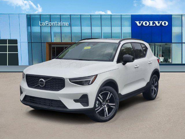 2026 Volvo XC40 Core, B5 AWD Gas mild hybrid, Dark for sale in Farmington Hills, MI