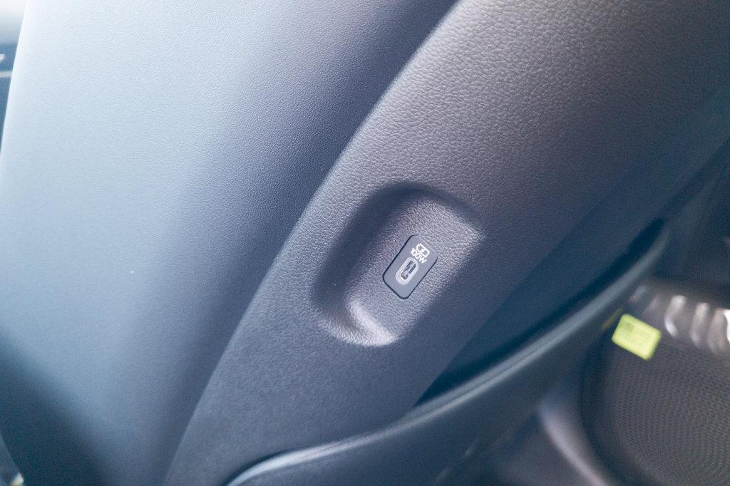 New 2027 Abyss Black Pearl HYUNDAI SEL FWD image 20